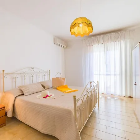 Gabbiano Bianco Myho Casa Lägenhet *